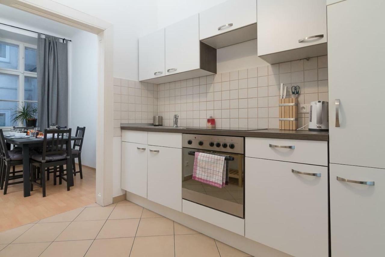 Belvedere City Center Apartment Wien Eksteriør bilde